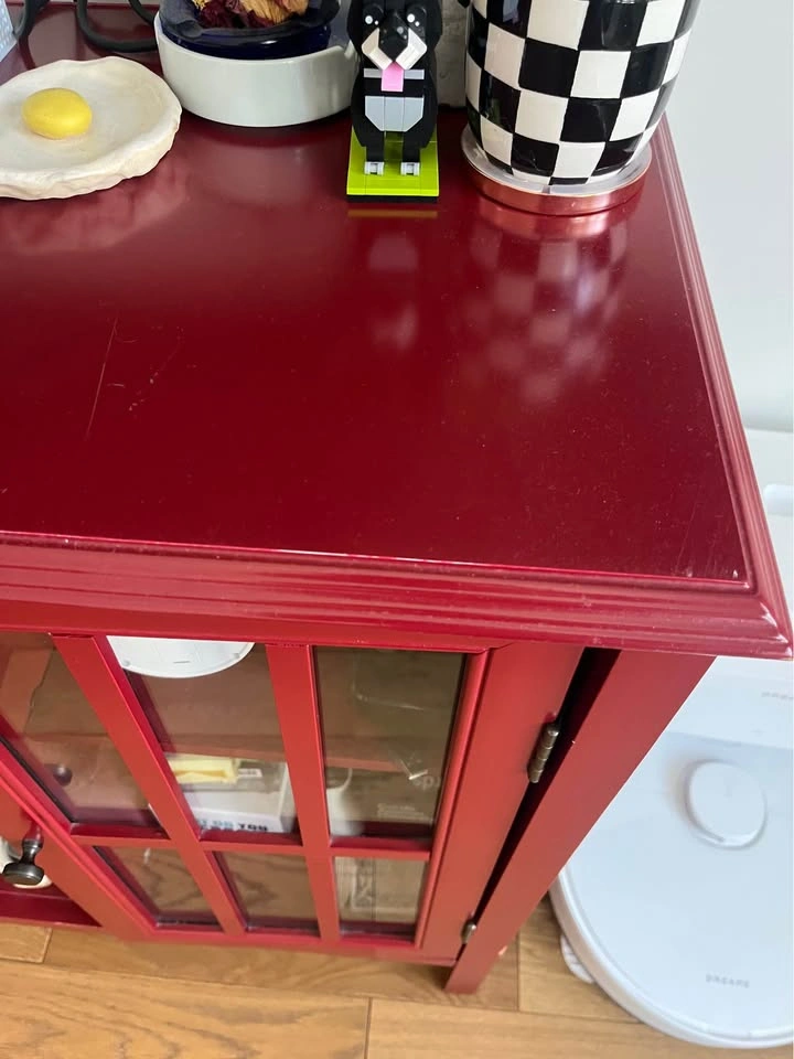Red media console - photo 2
