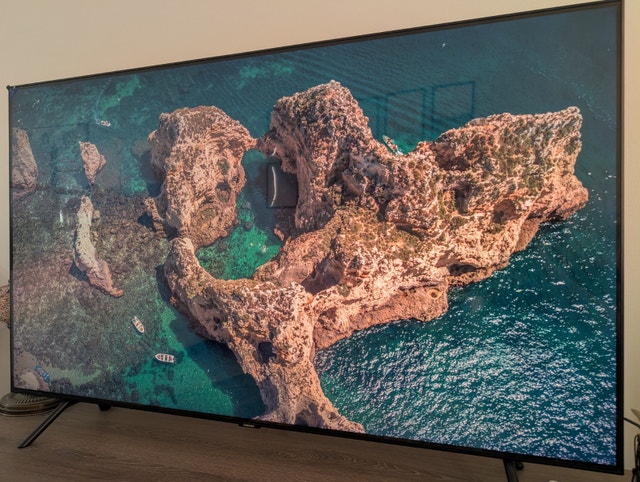 Samsung 55" Q70R QLED Smart 4K UHD TV - photo 2
