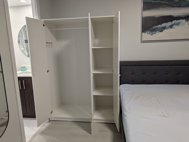 Private room with attached washroom for Rent - photo 4