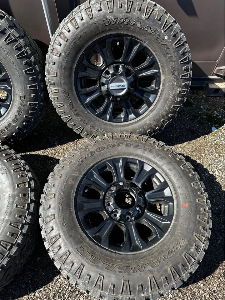 OEM 18” Ford F250 Rims w/ Goodyear Wrangler Tires - photo 2