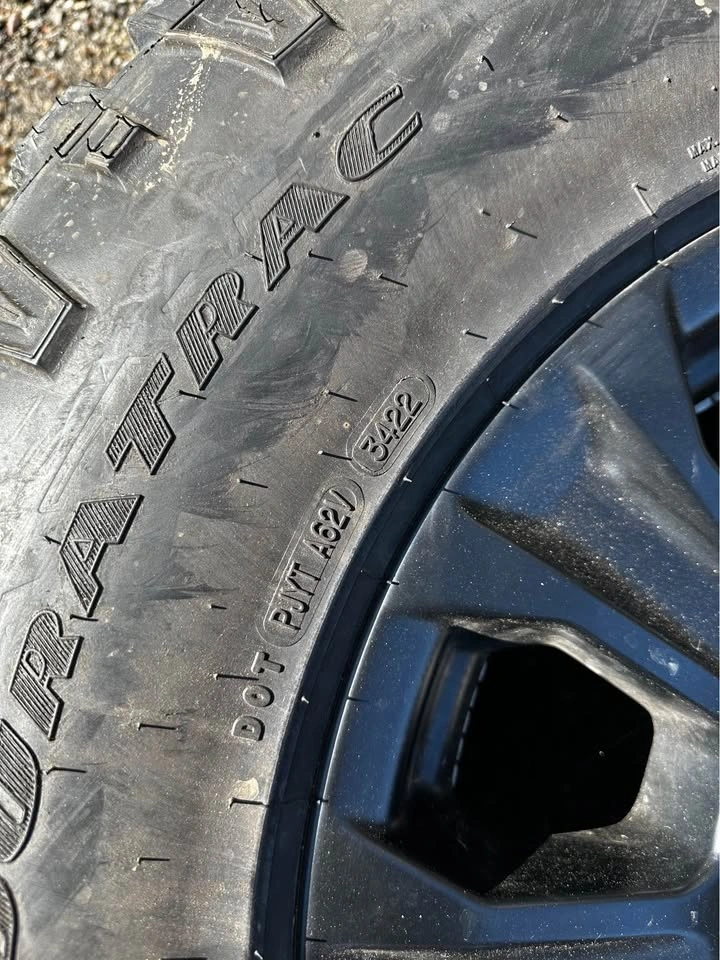 OEM 18” Ford F250 Rims w/ Goodyear Wrangler Tires - photo 4