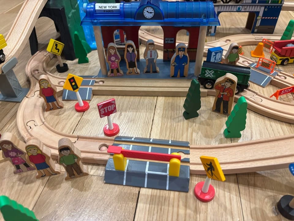 Thomas & Friends Comparable Wooden Train Set - photo 2