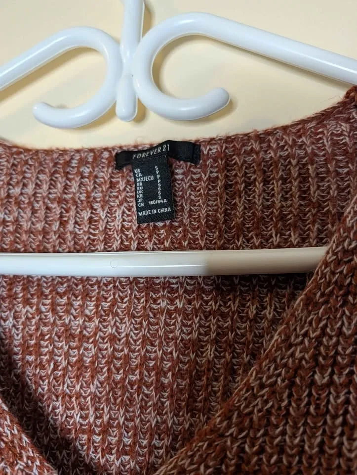 2 sweaters for sale oversized look size small - photo 4