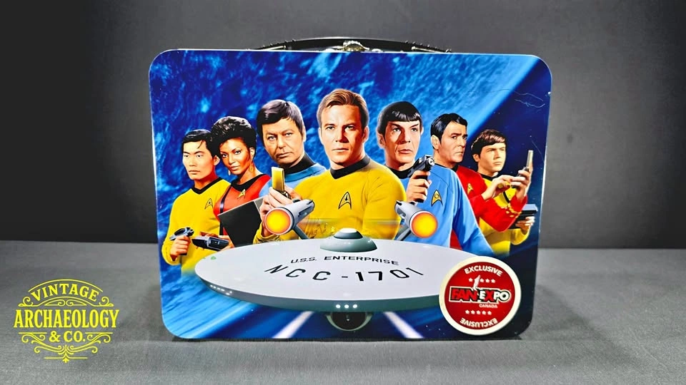 METAL STAR TREK TIN CAST & ENTERPRISE FAN EXPO 2016