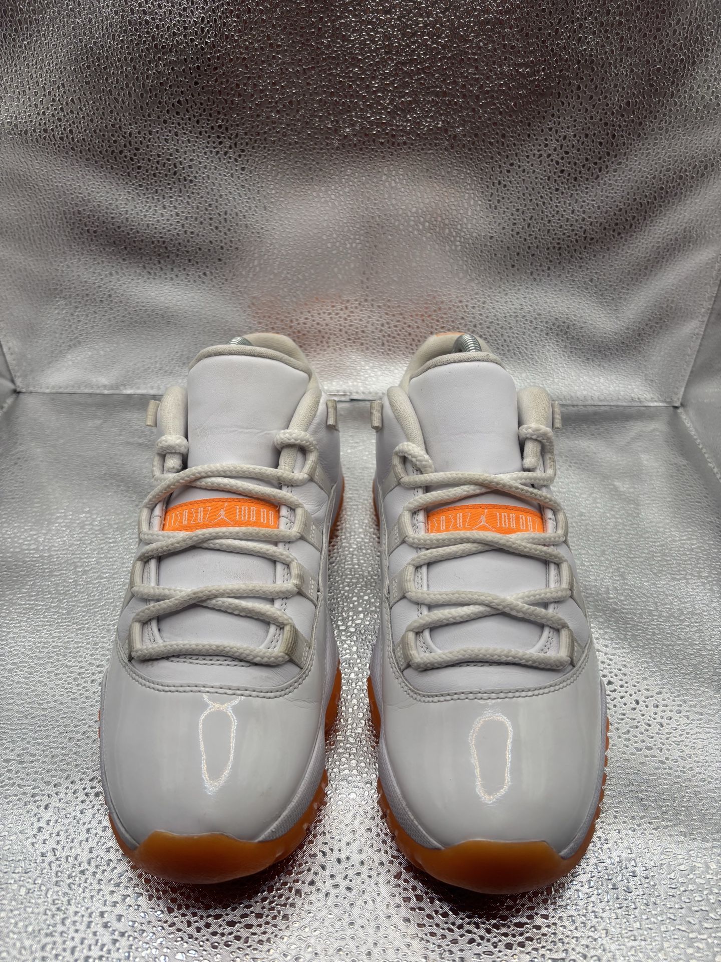Air Jordan 11 low citrus 2021 - photo 2