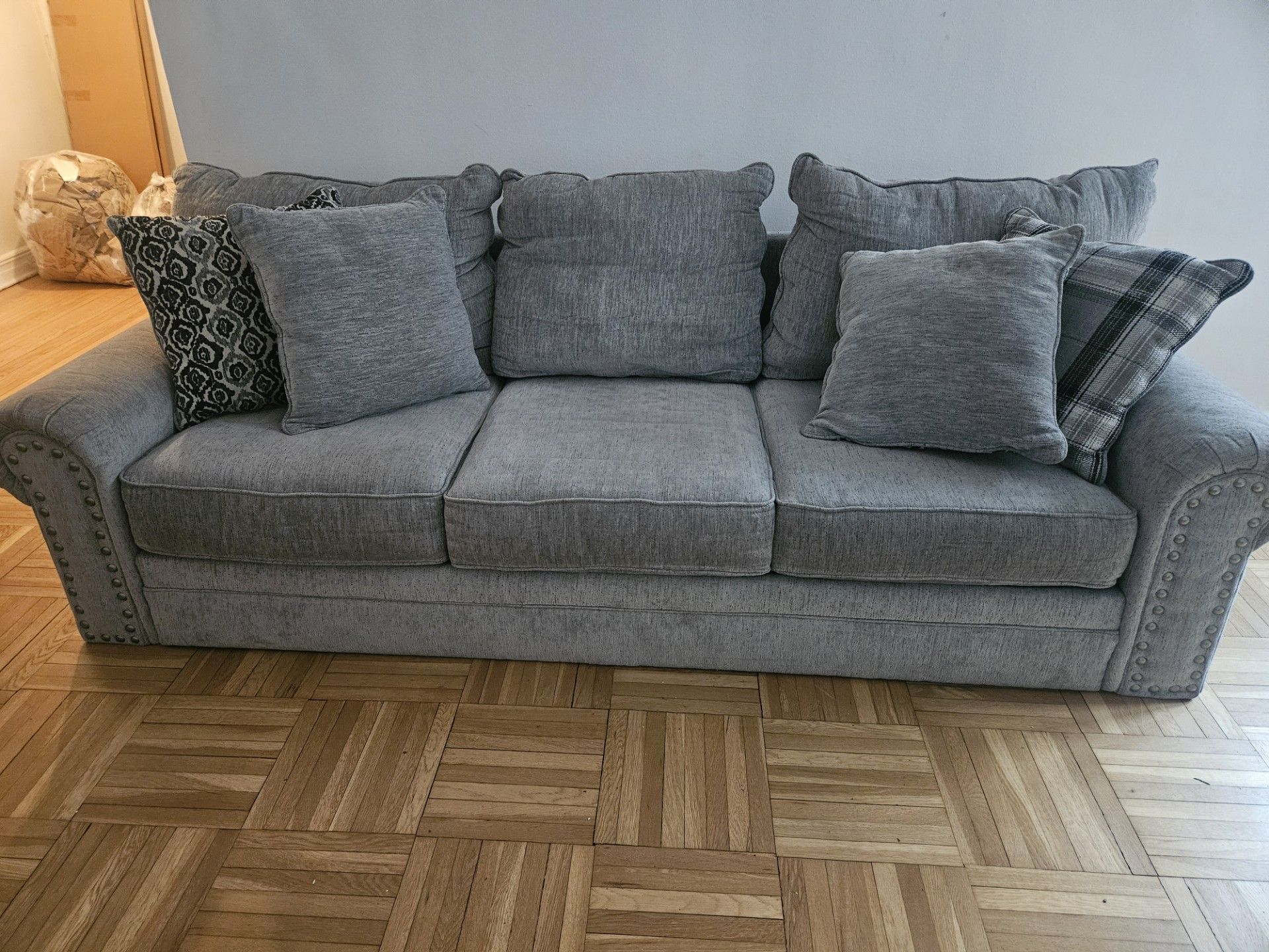 Comfortable couch - photo 2
