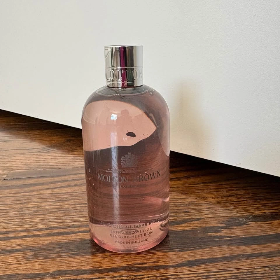 Rhubarb & Rose Bath & Shower Gel - 10fl oz - photo 5