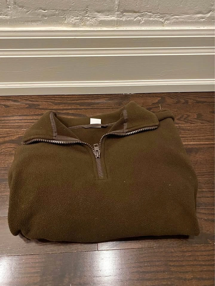 Aritzia Brown 1/4 Zip