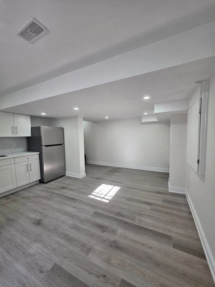 2 Beds 1 Bath - Apartment