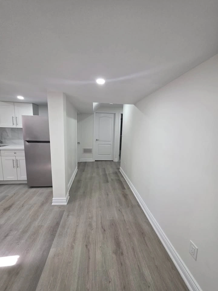 2 Beds 1 Bath - Apartment - photo 3