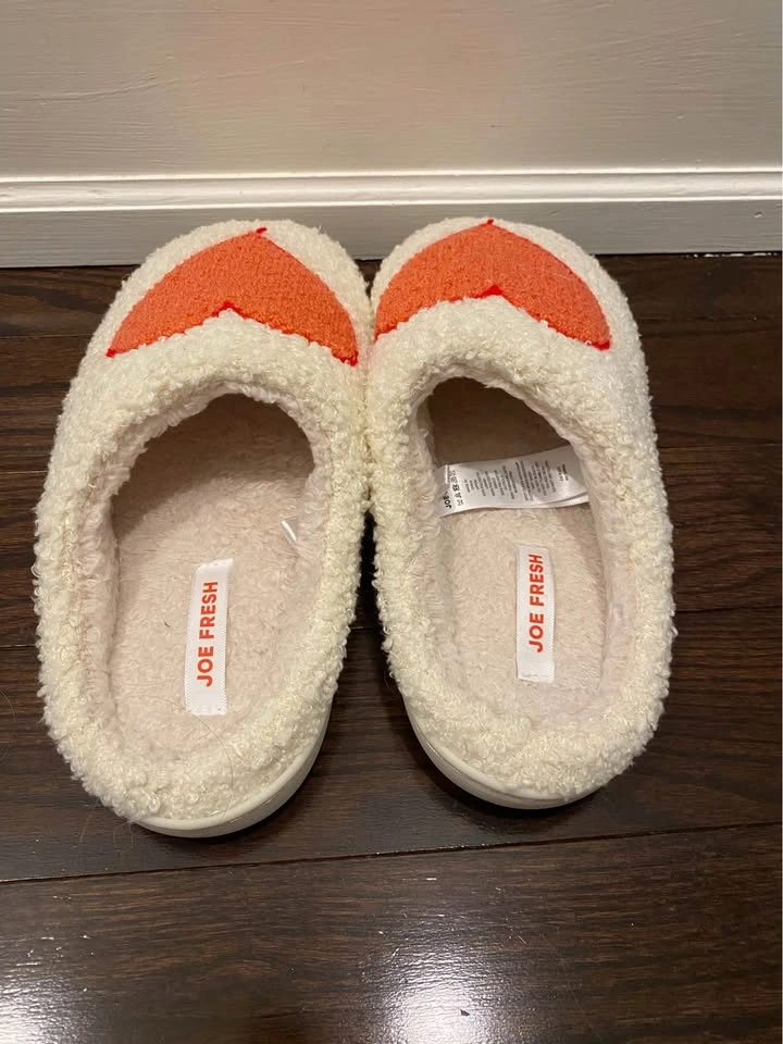 Joe Fresh Slippers - Brand New - photo 2