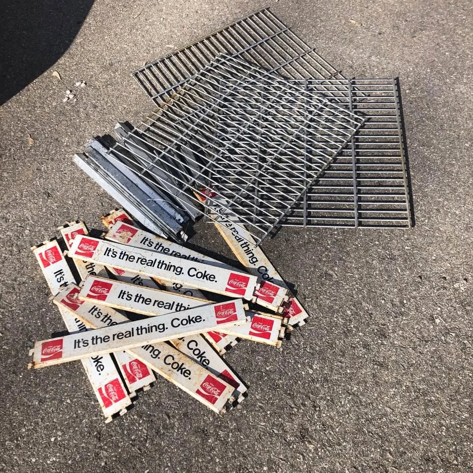 Vintage Metal Coke Retail Display Shelf Rack - photo 3