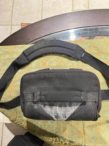 Lowepro Canon Black Nylon Camera Shoulder/Sling Bag - photo 4