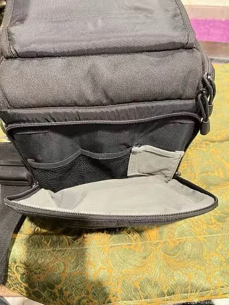 Lowepro Canon Black Nylon Camera Shoulder/Sling Bag - photo 5