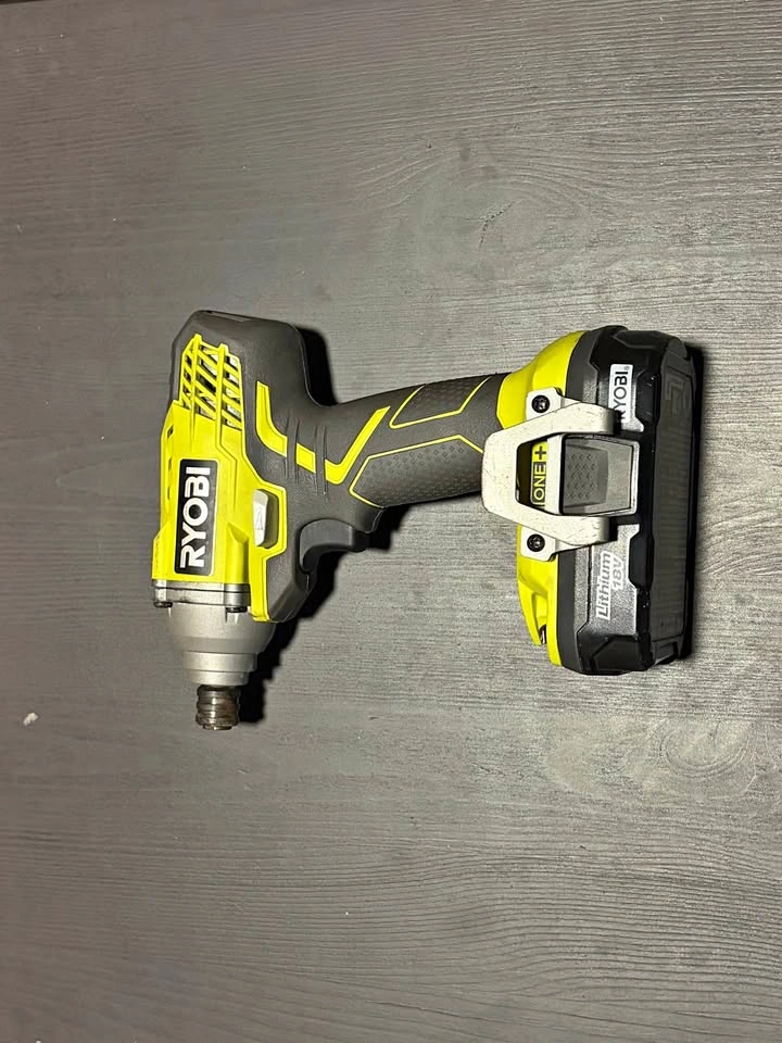 Ryobi Drill w/ Battery
