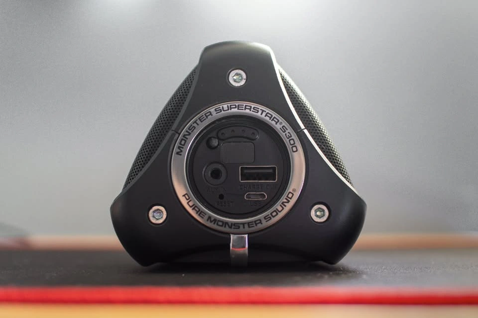 Monster S300 Bluetooth Speaker - photo 3