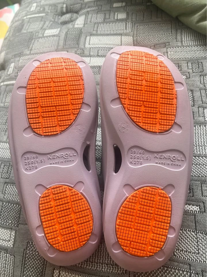 Women’s Thick Non-Slip Slippers – Size 7–8 - photo 2