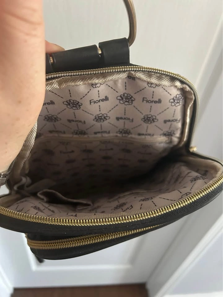 Fiorelli mini backpack - black and gold - photo 3