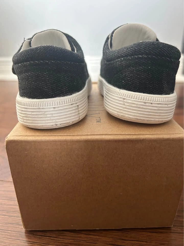 Brand new - Baby shoes 6-12 months - never worn - photo 3