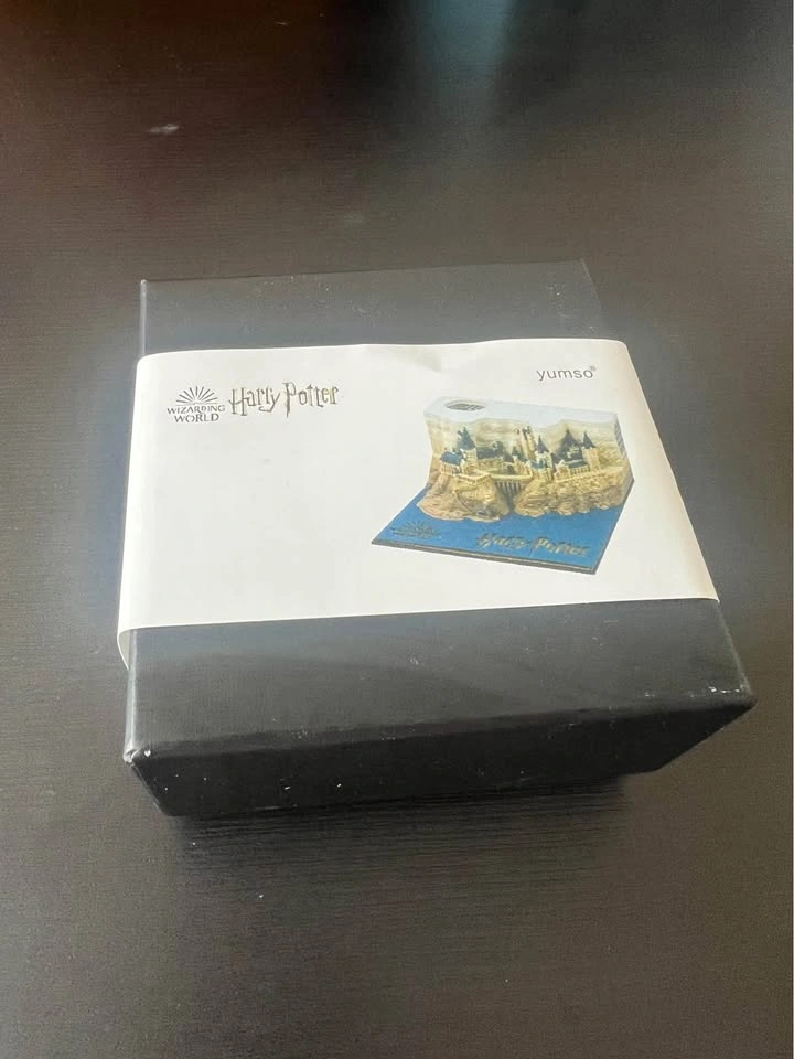 Harry Potter 3D Tear-Off Sticky Notes (Magic Castle Reveal) - photo 3
