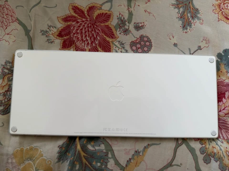 Apple Magic Keyboard - photo 2