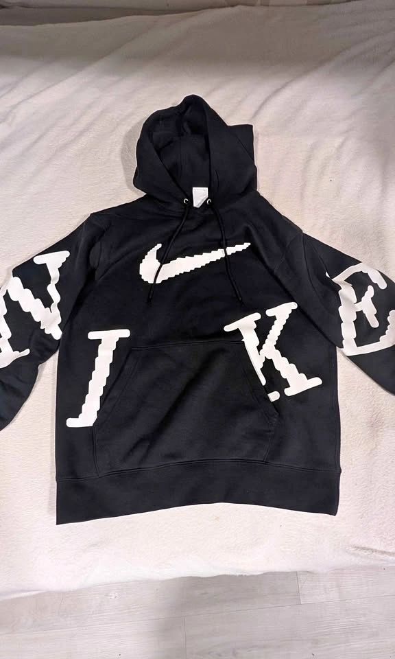 Black Nike Hoodie - Medium