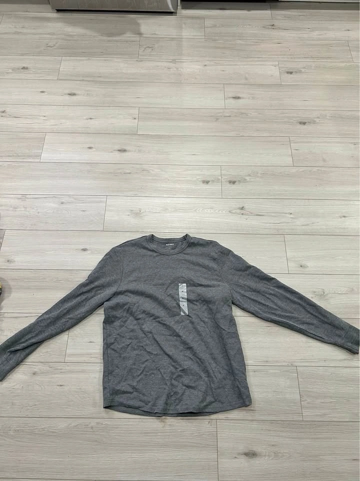 Large Old Navy Long Sleeve