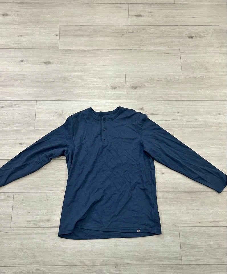 Large long sleeve shirt