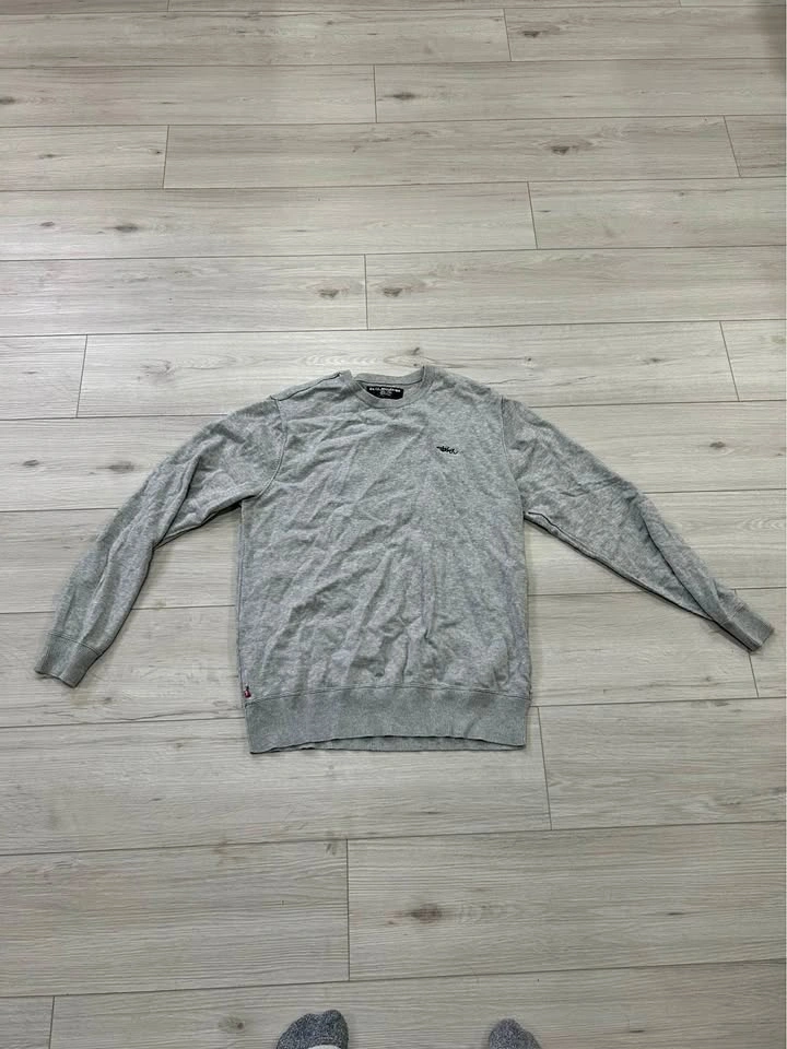 Large Quiksilver Long Sleeve Shirt