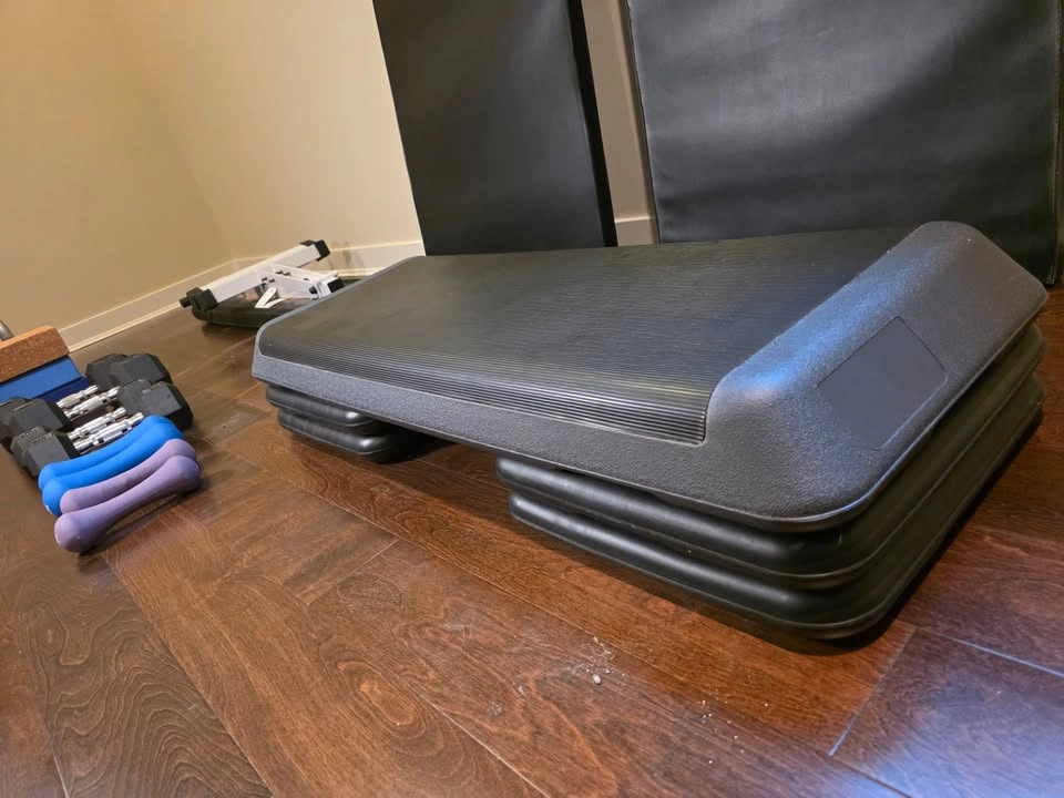 Adjustable Aerobic Step Platform - Cardio & Strength (MINT) - photo 2