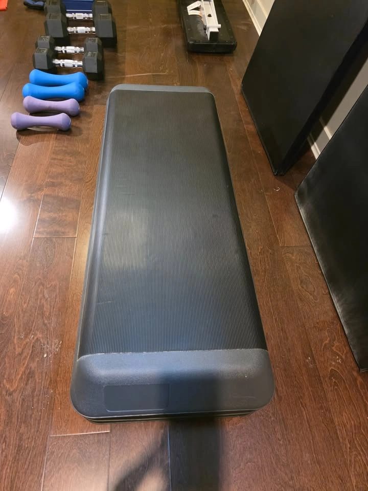 Adjustable Aerobic Step Platform - Cardio & Strength (MINT) - photo 4