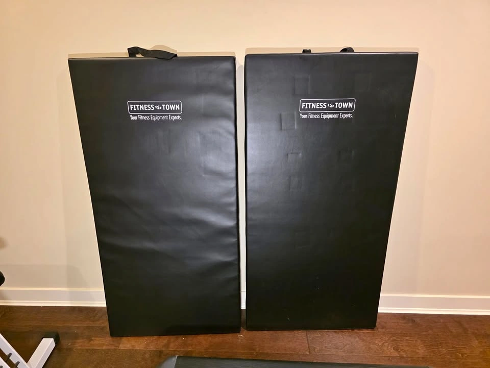 Fitness Town Folding Exercise Mats - Set of 2 (MINT)
