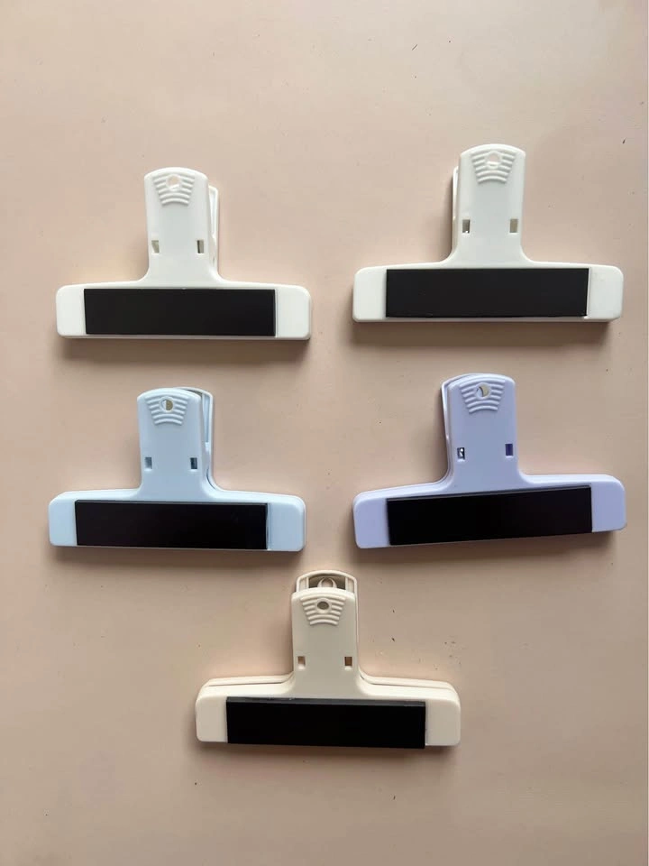 5 Magnetic Clips – Multi-purpose (Fridge / Snacks / Notes) - photo 2