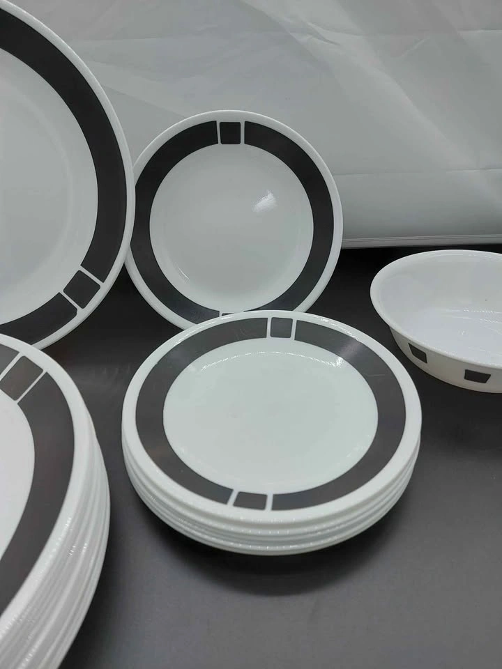Corelle Urban Black Dinnerware Set Of 22 - photo 3