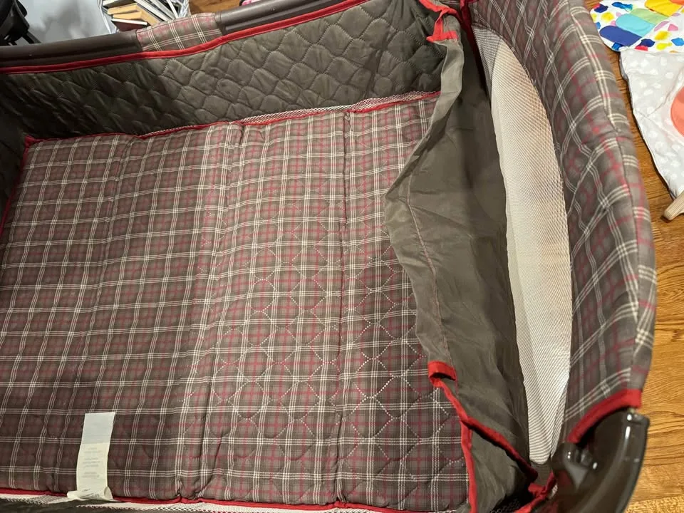 Graco Pack N Play image indicator(6)