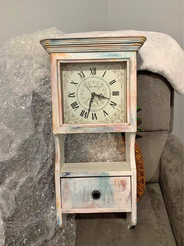 Daniel Dakota Hand painted Quartz Wall Clock