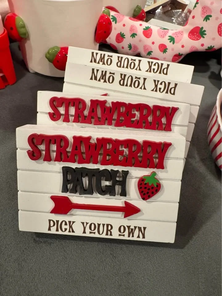 Berry First Birthday Bundle and Decorations image indicator(6)