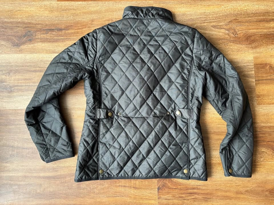 Eddie Bauer Woman’s Riding Puffer Size S - photo 2
