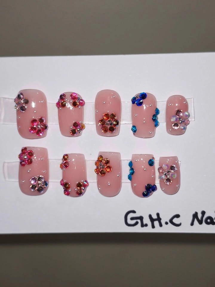 Rhinestone Flowers Summer Press On Nails - photo 3
