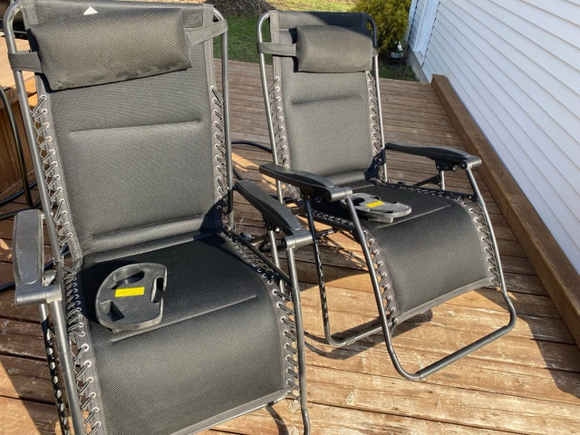 Zero Gravity Patio Recliner Chairs — Like New - photo 3