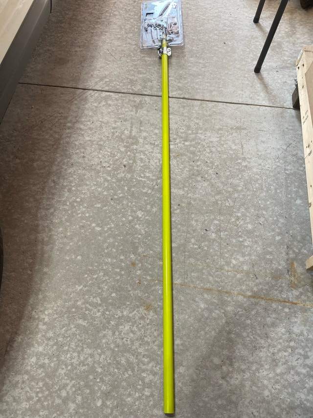 Yardworks Telescopic Tree Pruner - New in Box - photo 2