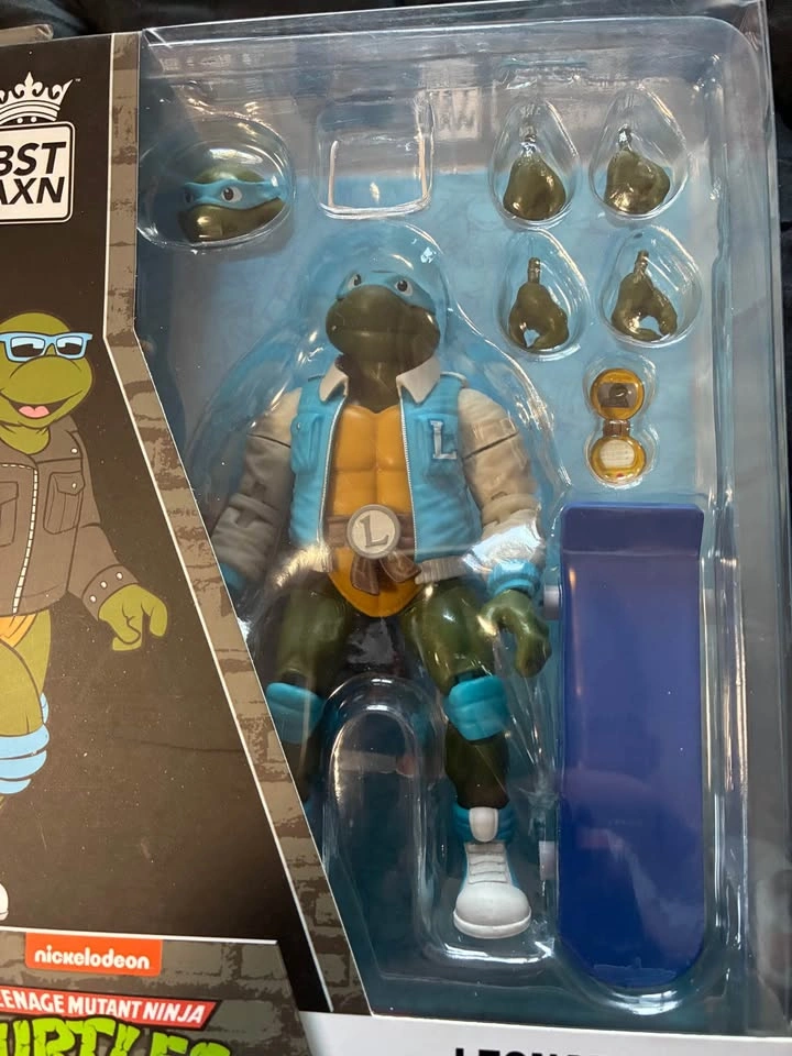 TMNT Street Style Action Figures - photo 3