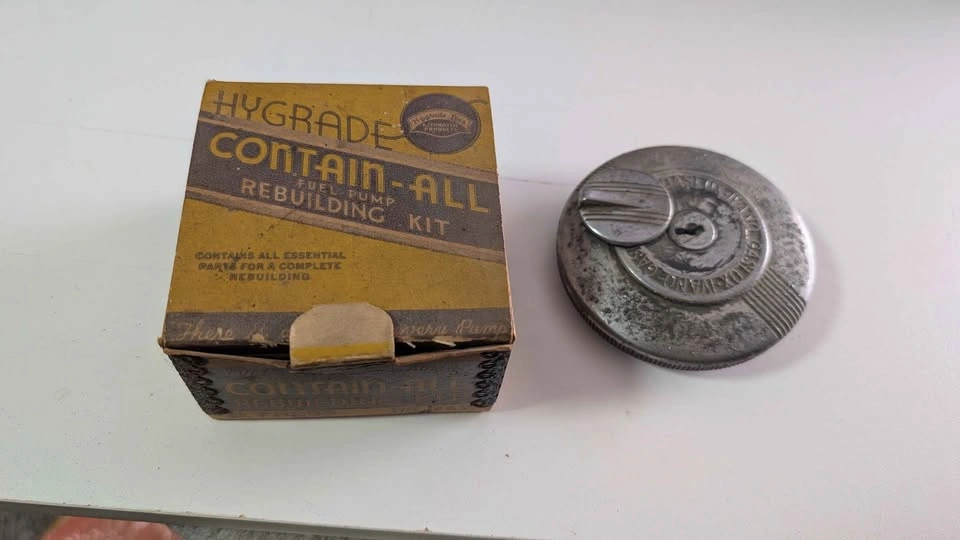 NOS 1930's Buick/Chevy Fuel Rebuild Kit & Locking Gas Cap - photo 4