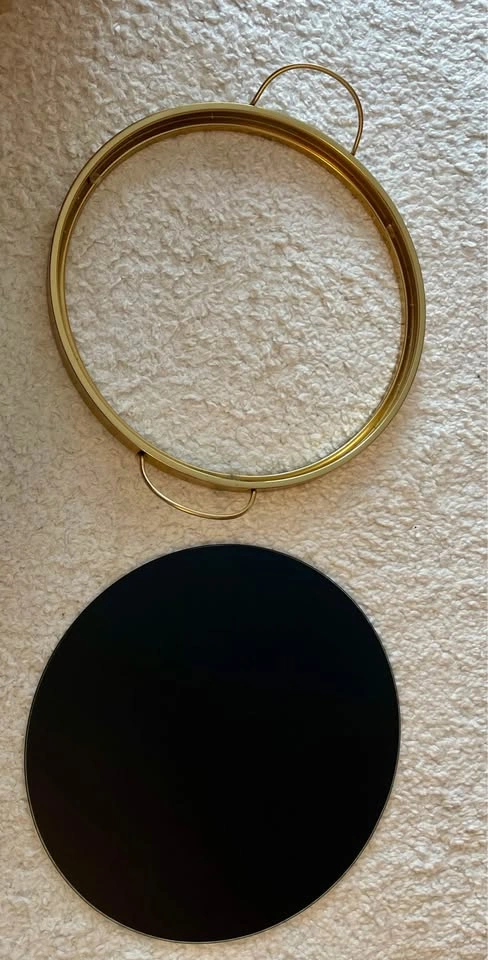 (Must go by April 27)Gold & Black Round Tray - photo 4