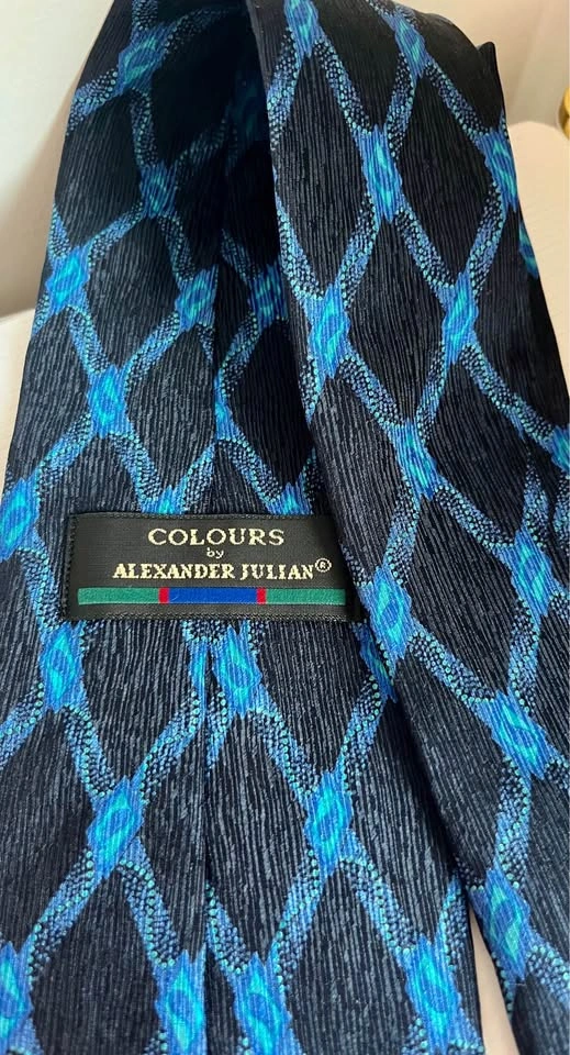 New Alexander Julian 100% Blue Diamond Silk Tie - photo 3