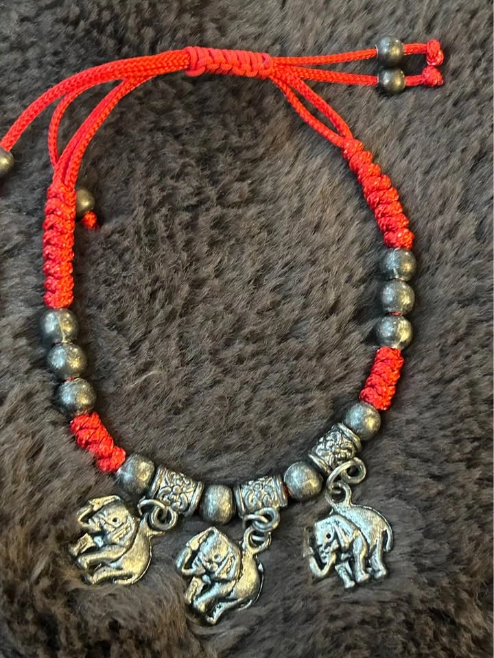 Red Cord Elephant Charm Bracelet - photo 3