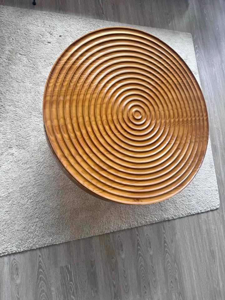 Round wooden Coffee Table Defective