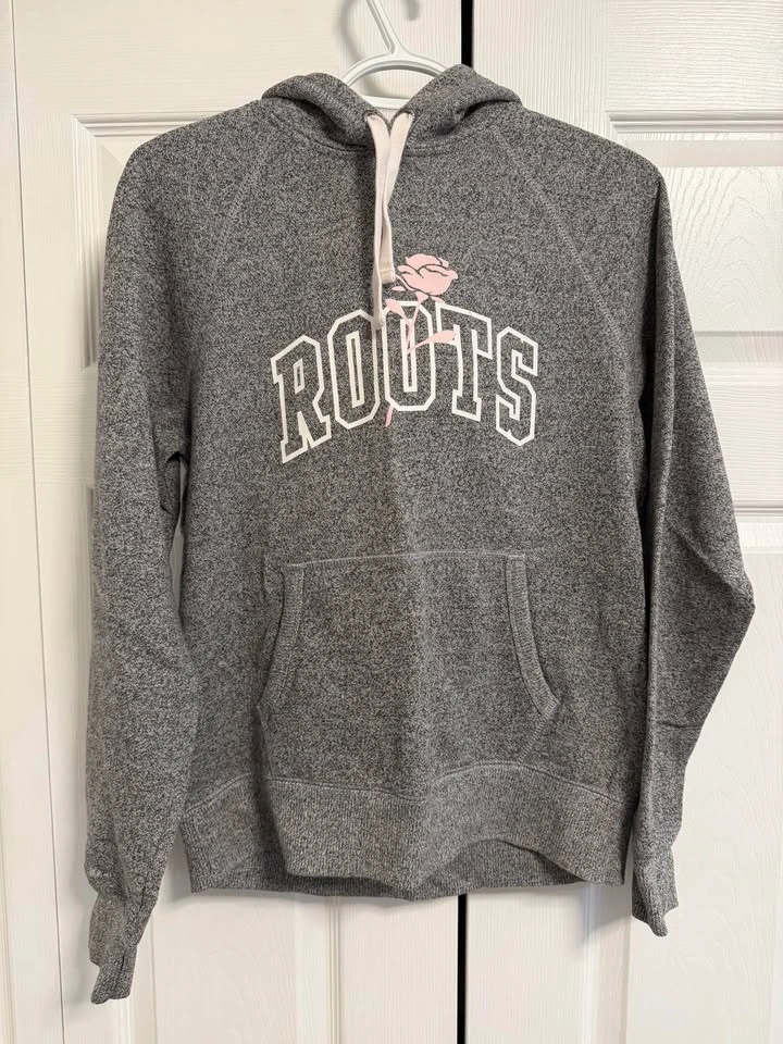 Sweaters - Coors, Blonde, Roots, Adidas, H&M, Mann Cup - photo 3