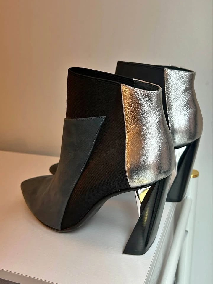 United Nude Geometric Heel Ankle Booties Size 37