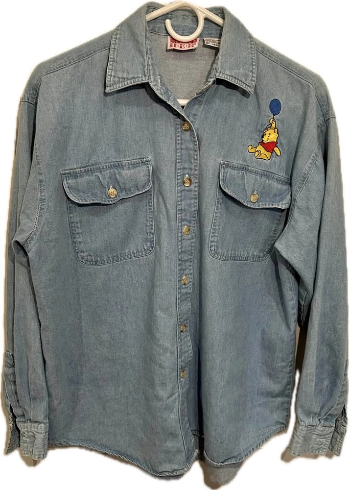 Women's Vintage Winnie the Pooh Embroidered Denim Shirt – Size M
